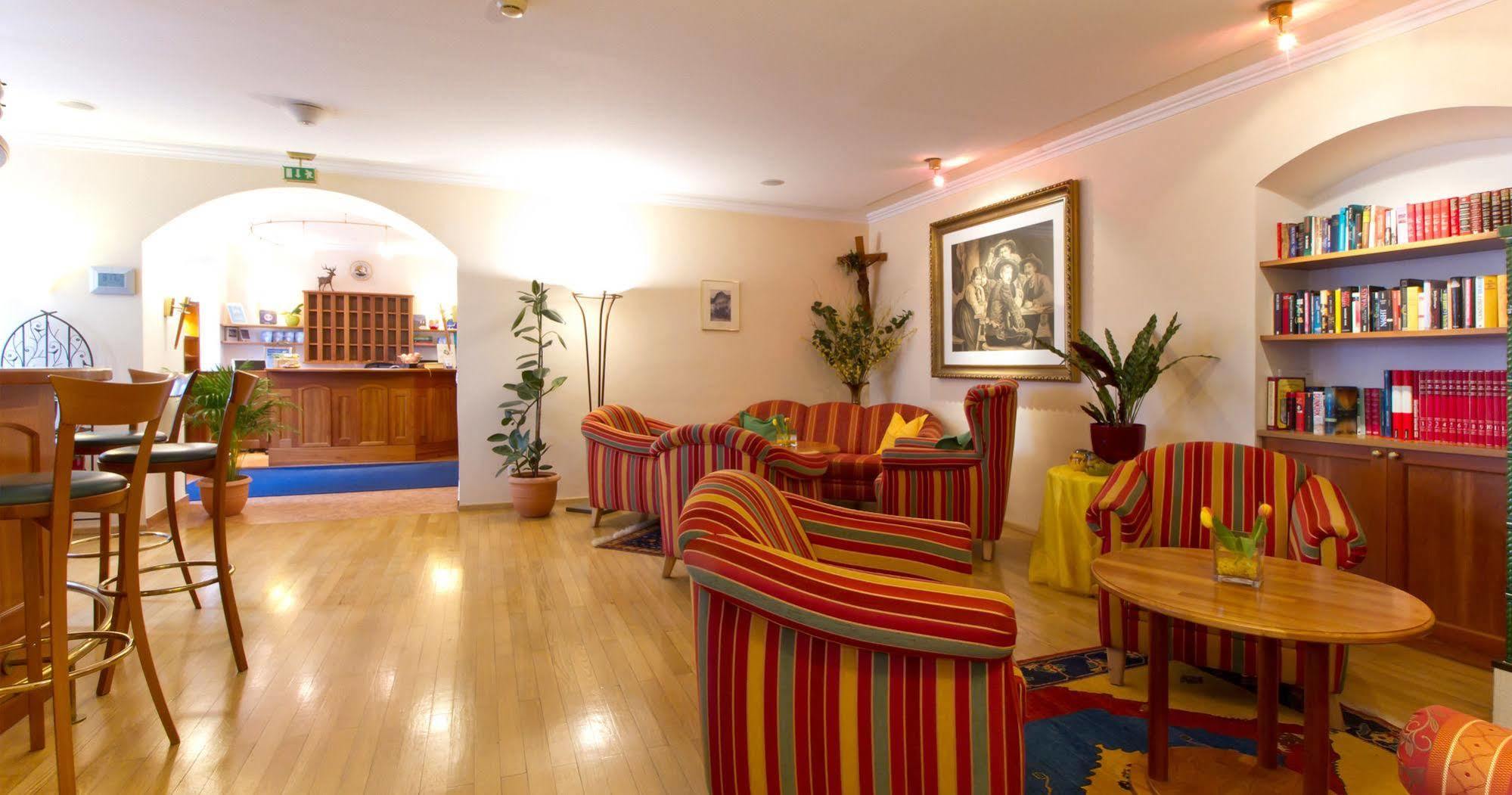 Hotel Weisser Hirsch Saint Wolfgang Extérieur photo