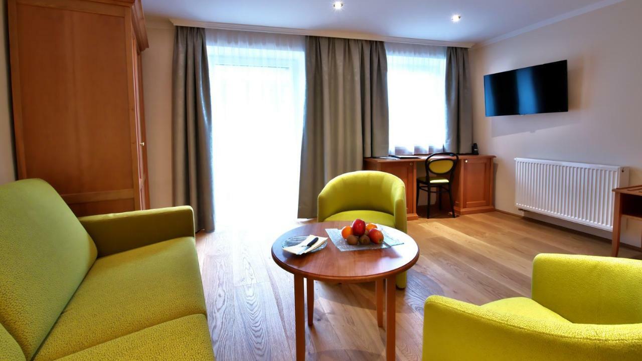 Hotel Weisser Hirsch Saint Wolfgang Extérieur photo